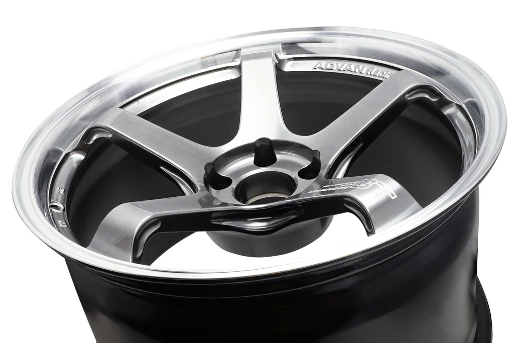 Advan Racing GT Beyond - 19x9.5 +15 / 20x10.5 +15 / 5x112