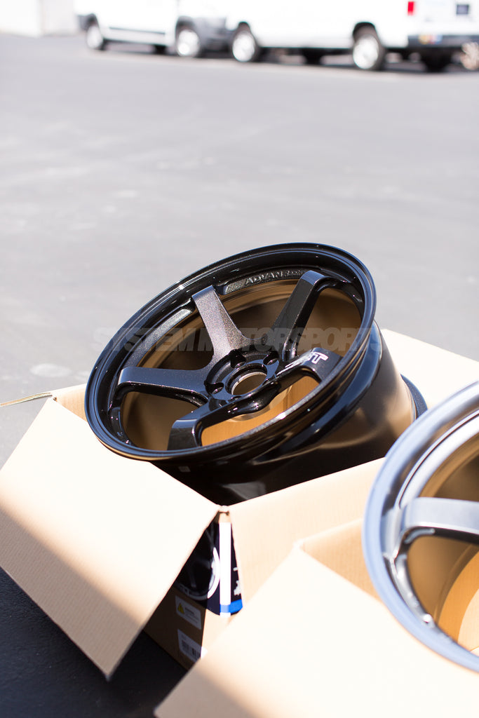 Advan Racing GT Beyond - 19x9.5 +22 / 19x10.5 +34 / 5x120 - Racing