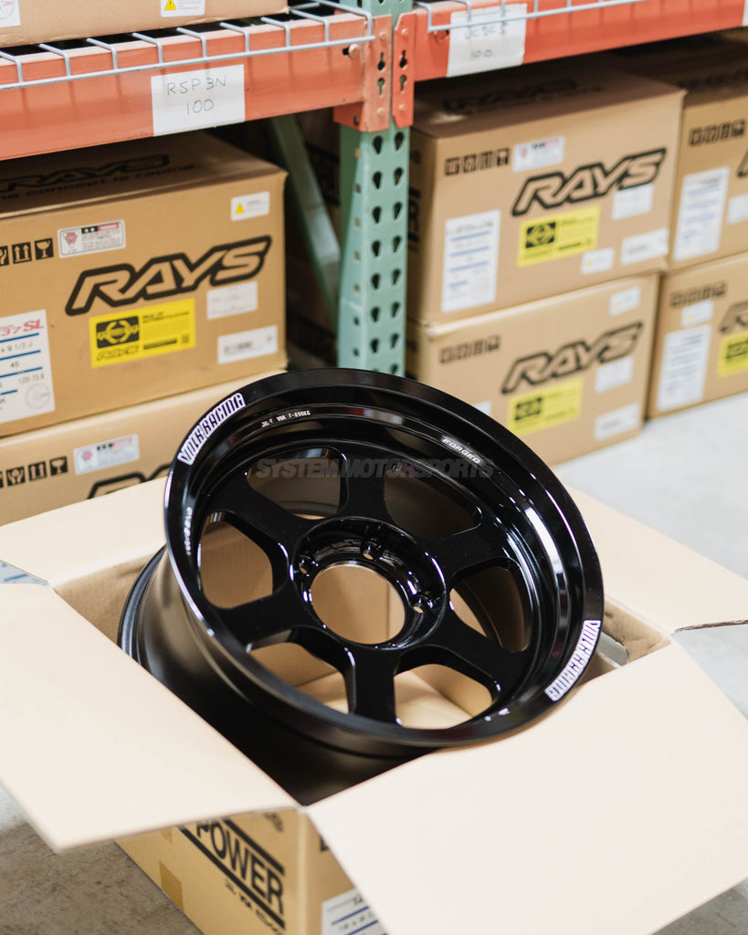 Volk Racing TE37XT M-Spec - 18x9.5 / +0 / 5x150 - Gloss Black