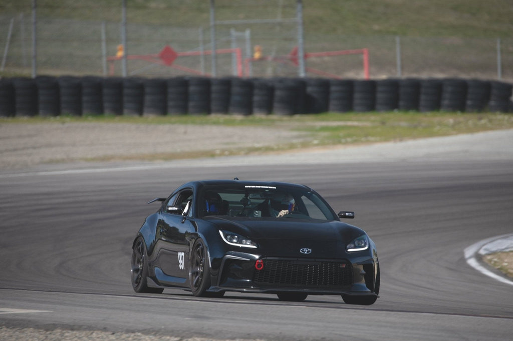 Gen-2 GR86 / BRZ w/ TE37 Saga S-Plus 18x10 +44 5x100, Face-4 Concave, 255/35/18 @ Laguna Seca!