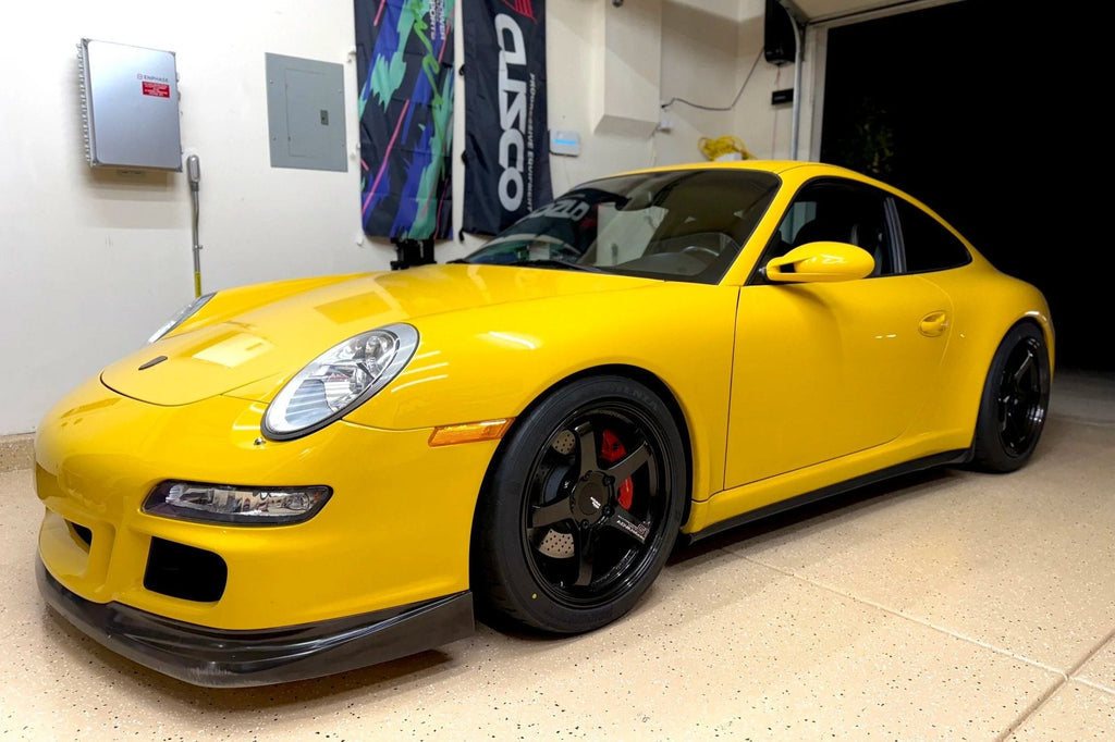 Porsche 997.1 Carrera in Speed Yellow x Advan GT in Racing Titanium Black #systemspec