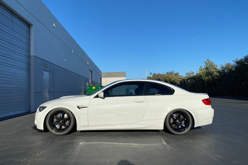 Rays Engineering Volk TE37 18x9.5 / 18x10.5 Gloss Black on Alpine White E92 M3