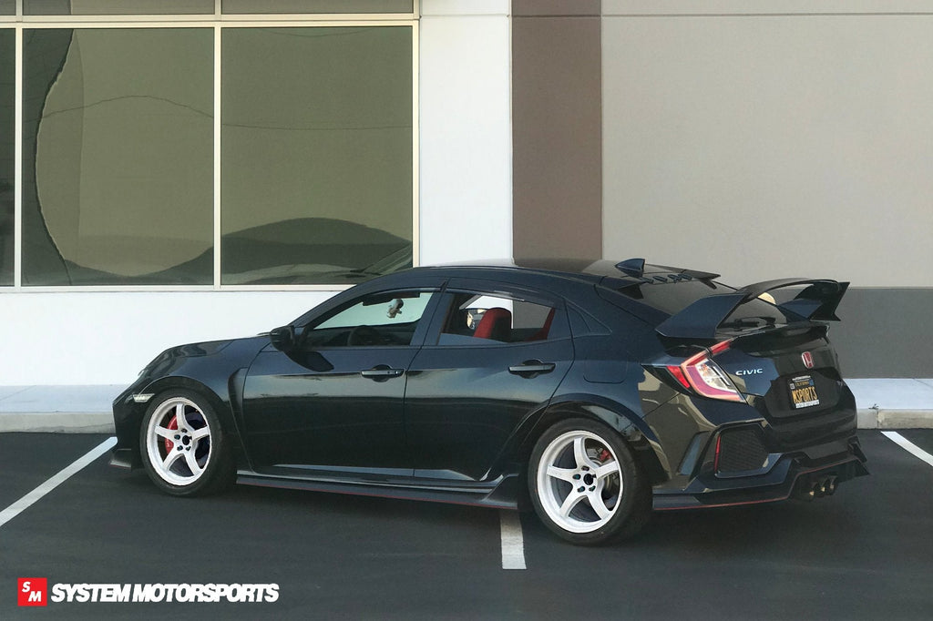 Rays Gramlights 57CR - Ceramic Pearl/White for FK8 Type R (18x9.5 +38 5x120)