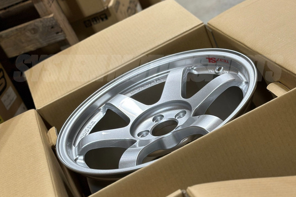 Rays Volk TE37SL Diamond Silver x Pressed Graphite