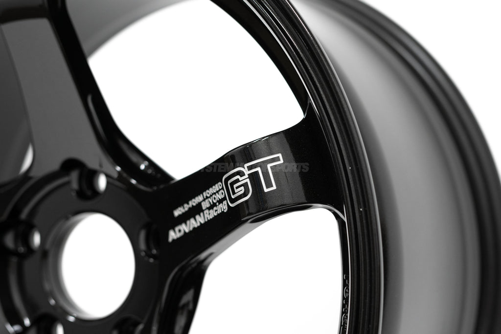 20x10.0 Advan GT Premium Version Racing Gloss Black / +35mm / 5-114.3