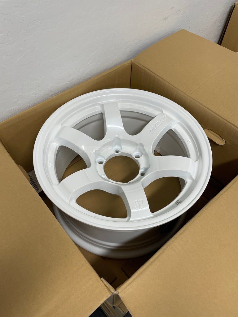 Gram Lights 57DRX 17x8.5 / 10 / 6x139.7 Ceramic Pearl White (Tac