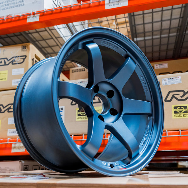 In the flesh, discontinued TE37SL (OG Mold), timeless design in Matte Blue Gunmetal 🥶 18x10.5 +15 5x114.3 The lightes...