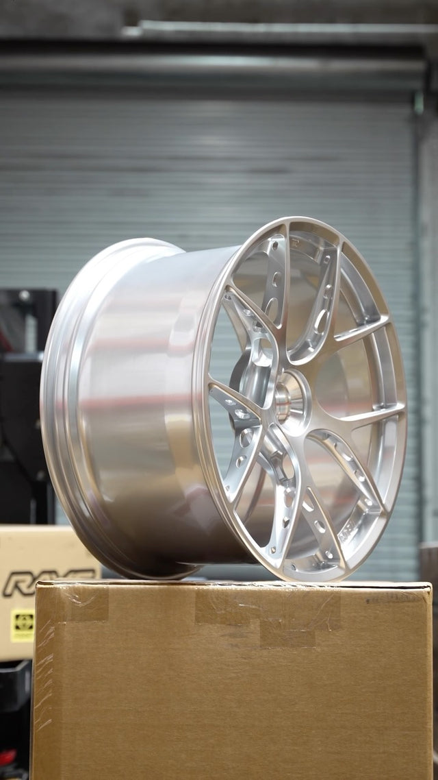 A benchmark wheel designed for both street + track! @bbs.wheels FI-R with centerlock for Porsche 🏁 Shown here in BBS ...