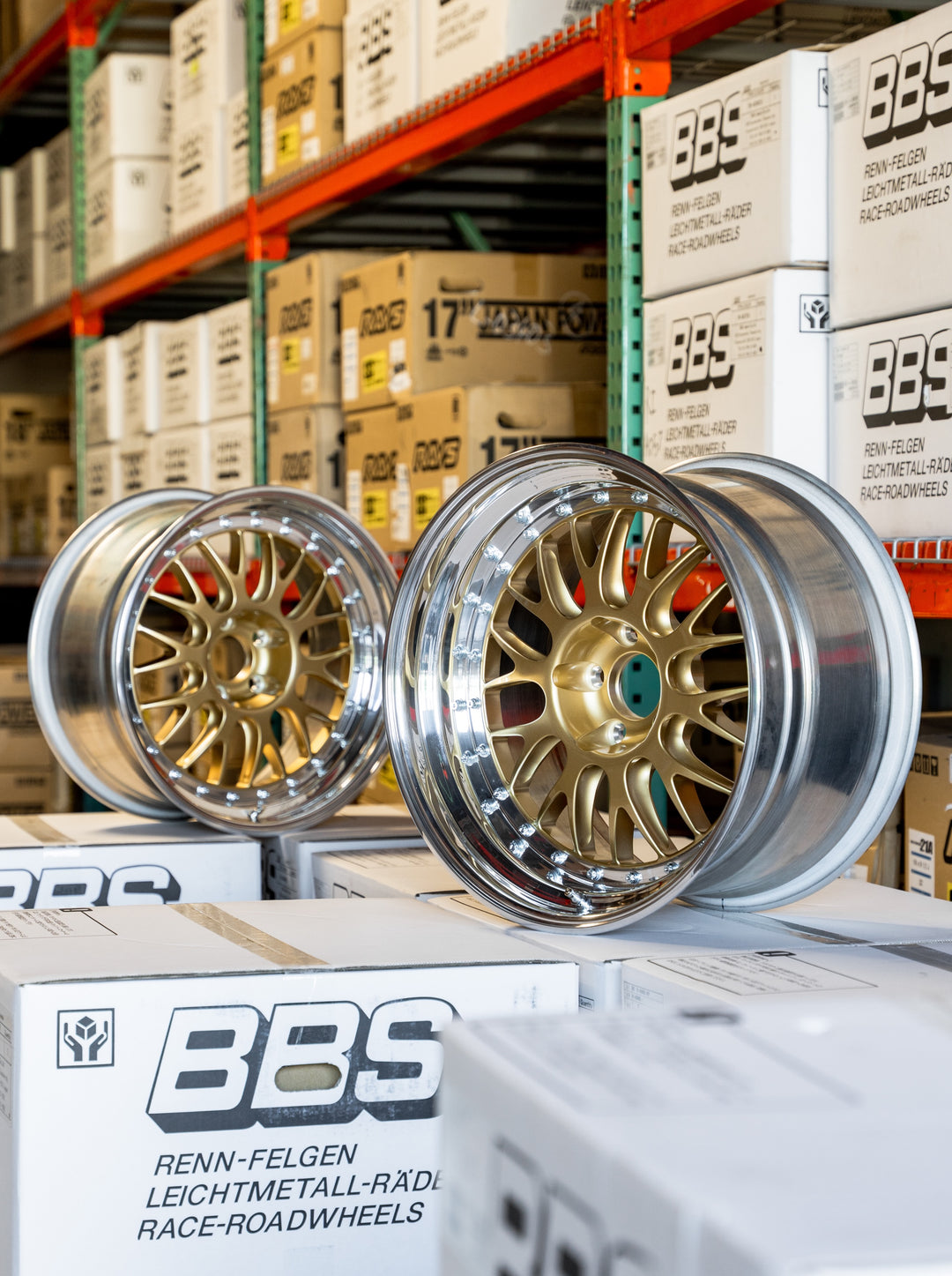 All the lip! 👀 JDM bolt-pattern race-pocketed BBS E88 - Outside mount with 100% factory hardware. This is the way. Ne...