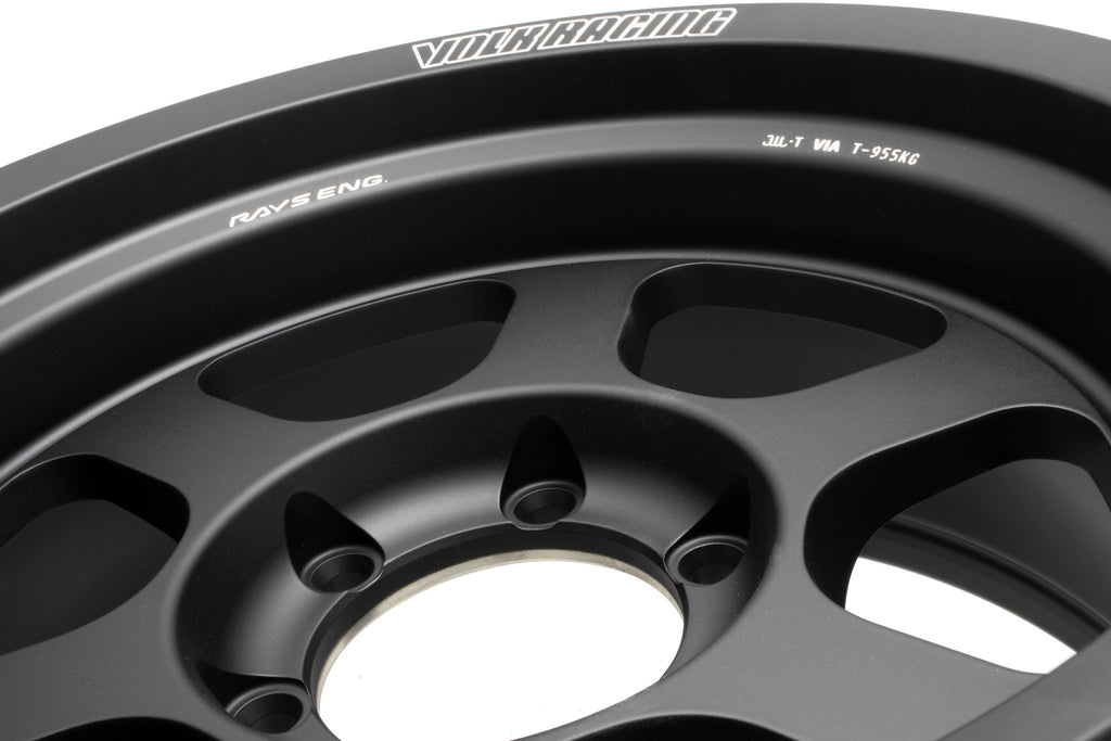 Volk Racing TE37XT M-Spec 18x9 +0 6x139.7 Diamond Black (SET)